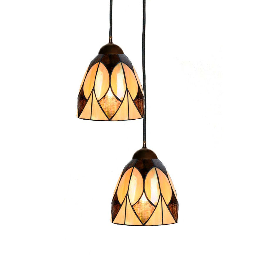 Hängeleuchten-Gruppe mit 2–3 Art déco-Tiffanyglas-Schirmen Hängeleuchten-Gruppe mit 2–3 Art déco-Tiffanyglas-Schirmen