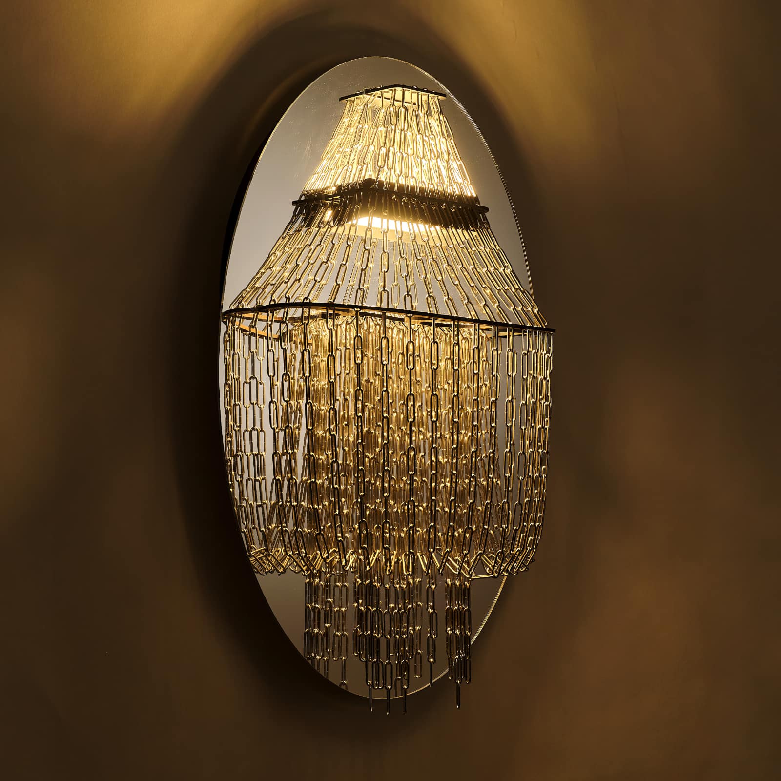 Wandleuchte mit Spiegel und Kettenbehang LAMPE C WALL Wandleuchte mit Spiegel und Kettenbehang LAMPE C WALL