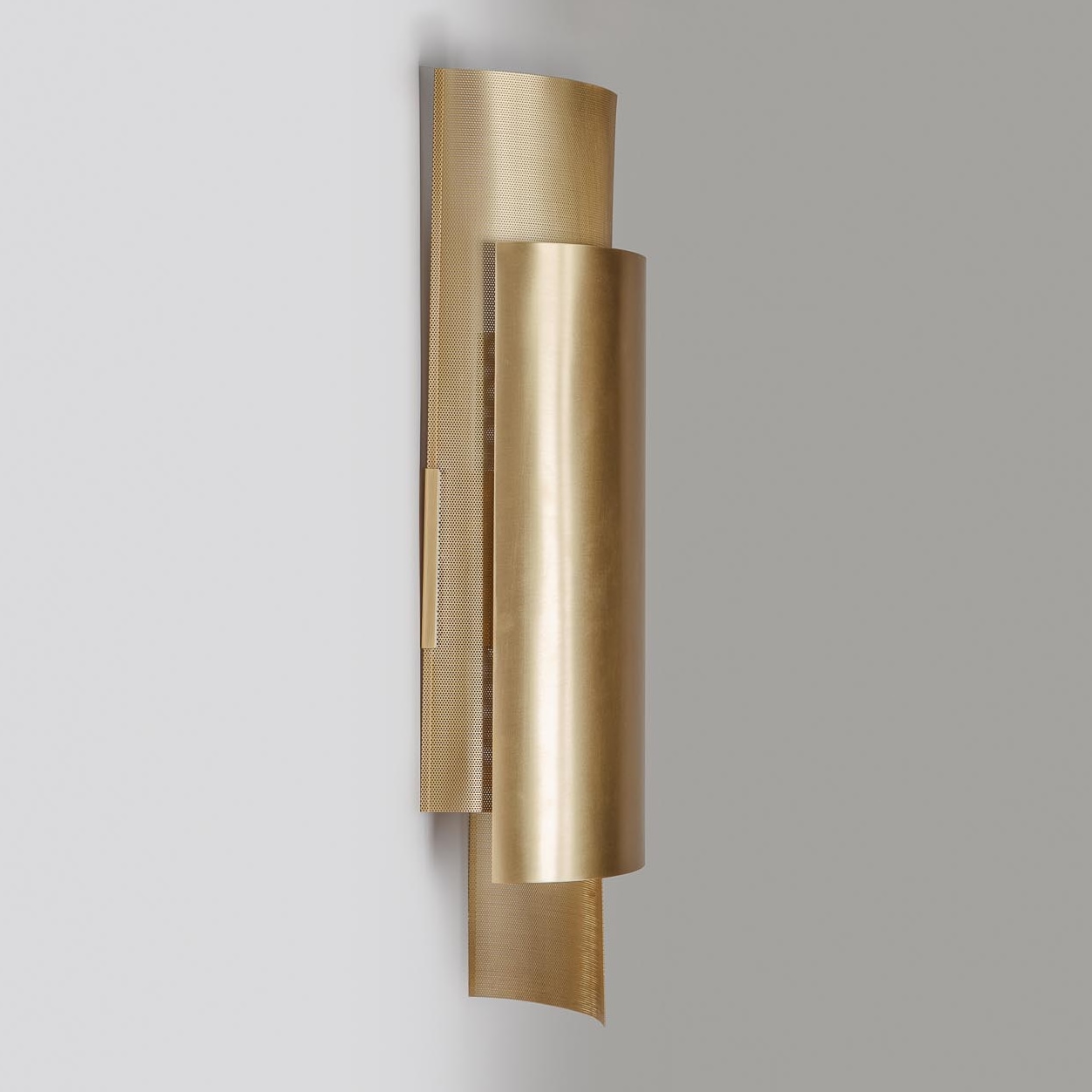 Exklusive Wandleuchte mit perforierter Messingblende, Bild 4 Exklusive Wandleuchte mit perforierter Messingblende, Bild 4