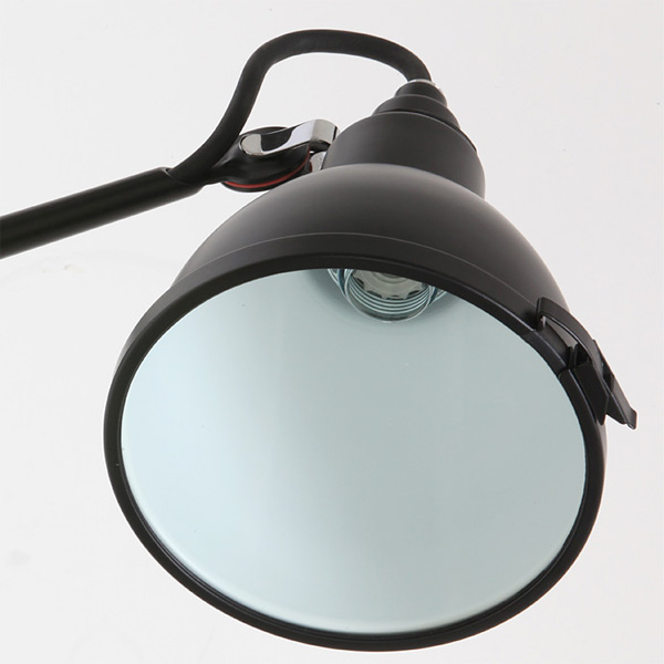Bild 11: Ohne das Schutzglas Badezimmer-Wandlampe N° 304 mit Kugelgelenk: Ohne das Schutzglas