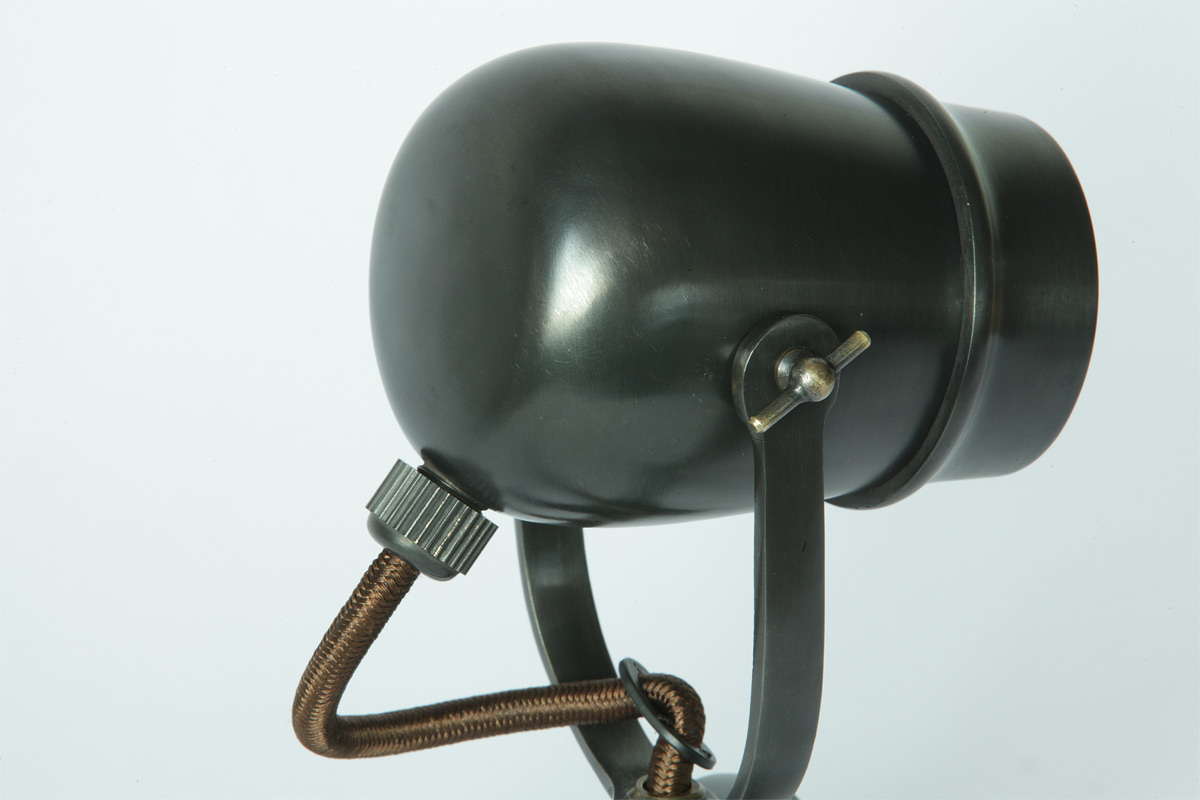 Bild 3: Oberfläche „Bronze dunkel“ Nostalgischer Tisch-Strahler zum Aufstellen, Messing: Oberfläche „Bronze dunkel“