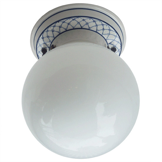 Italienische Keramik-Deckenlampe mit Glaskugel Ø 20 cm: Typische Kugel-Deckenlampe für eine Landhaus-Küche oder für den Flur oder das Badezimmer