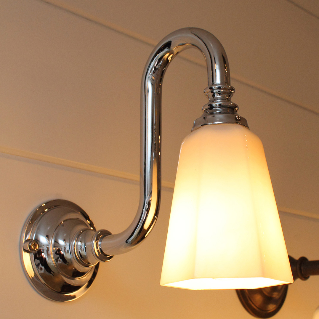Nostalgic swan neck wall light not only for the bathroom Nostalgic swan neck wall light not only for the bathroom