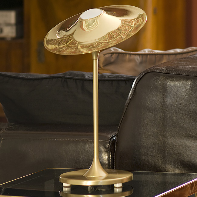 Elegante Tischleuchte mit verstellbarem Hut-Schirm, Bild 4