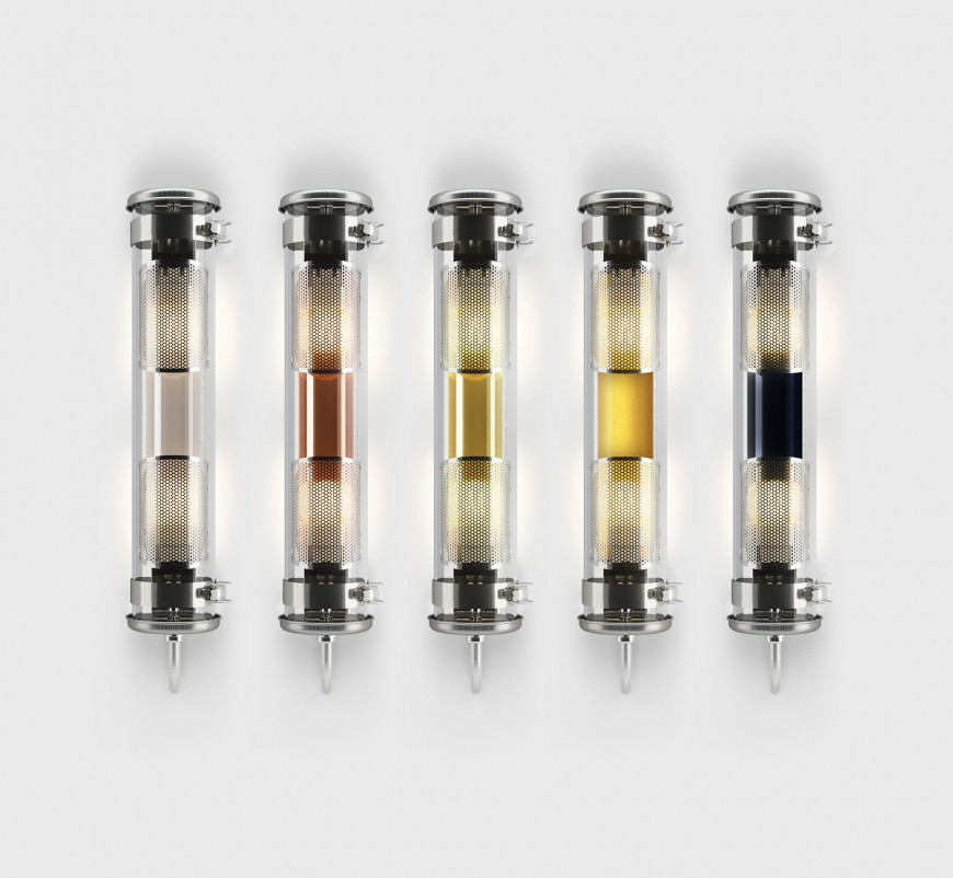 Universell einsetzbare Glasröhren-Leuchte MUSSET mit IP68: Die fünf Reflektorfarben (Ausführung mit Gewebeabschirmung), von links: Silber, Kupfer, Gold, Messing, Petrolblau
