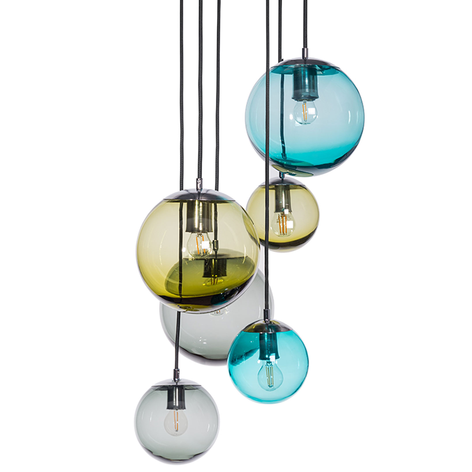 Kaskade aus sechs Glaskugel-Hängeleuchten, frei kombinierbar Kaskade aus sechs Glaskugel-Hängeleuchten, frei kombinierbar
