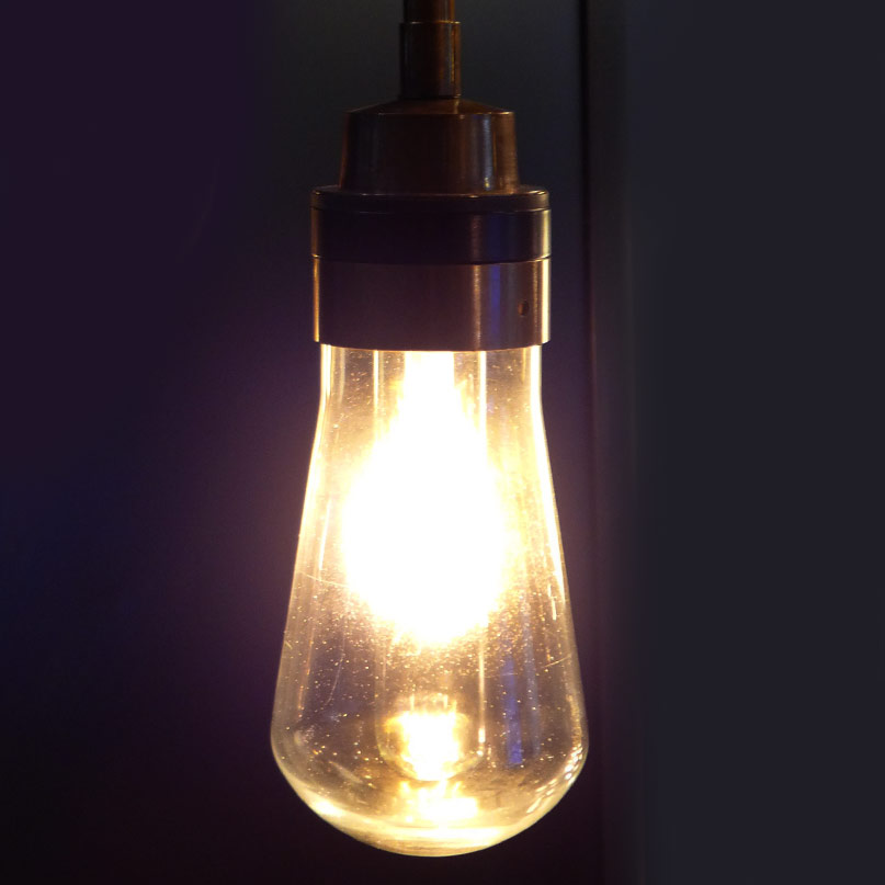 Schlichte Wandlampe mit Glaskolben, IP65, Bild 7