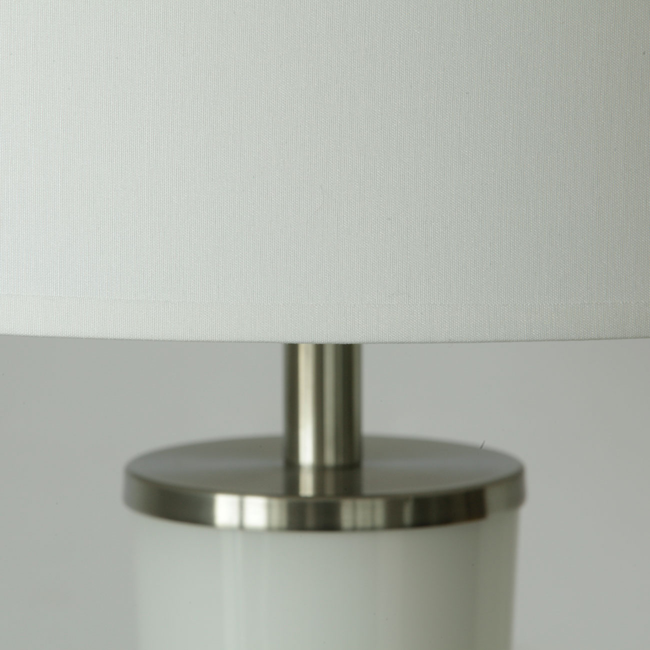 Beeindruckende Vasen-Stehlampe aus Glas PONY 134 cm, Bild 4