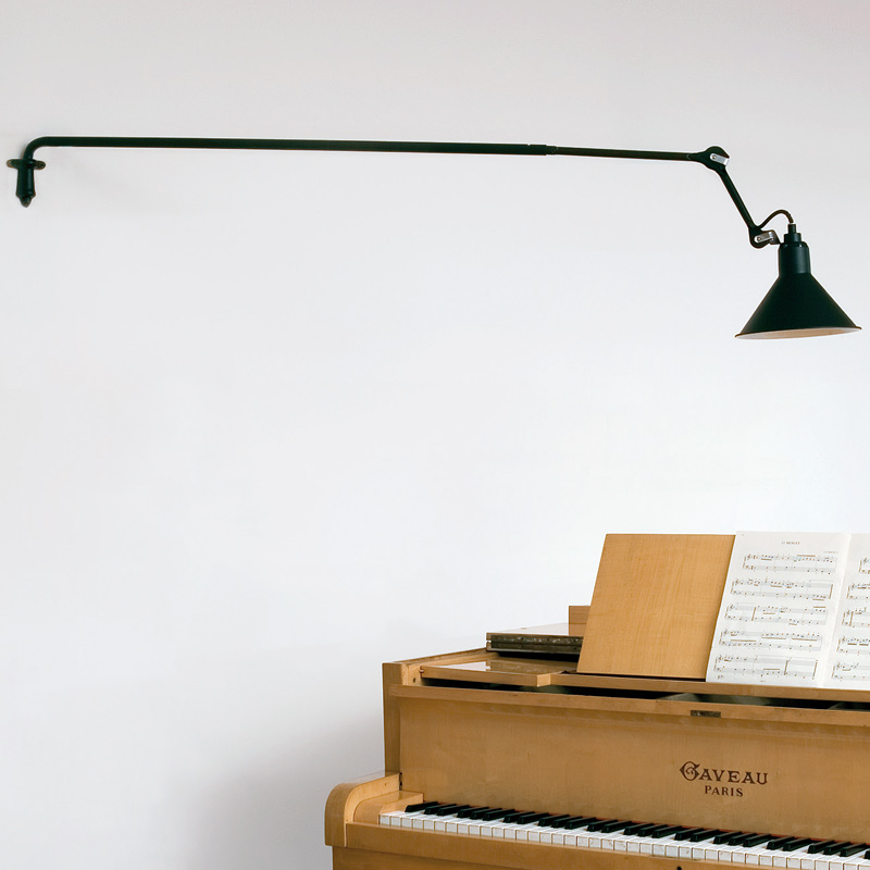 Telescopic wall light N ° 213 with long swivel arm Telescopic wall light N ° 213 with long swivel arm