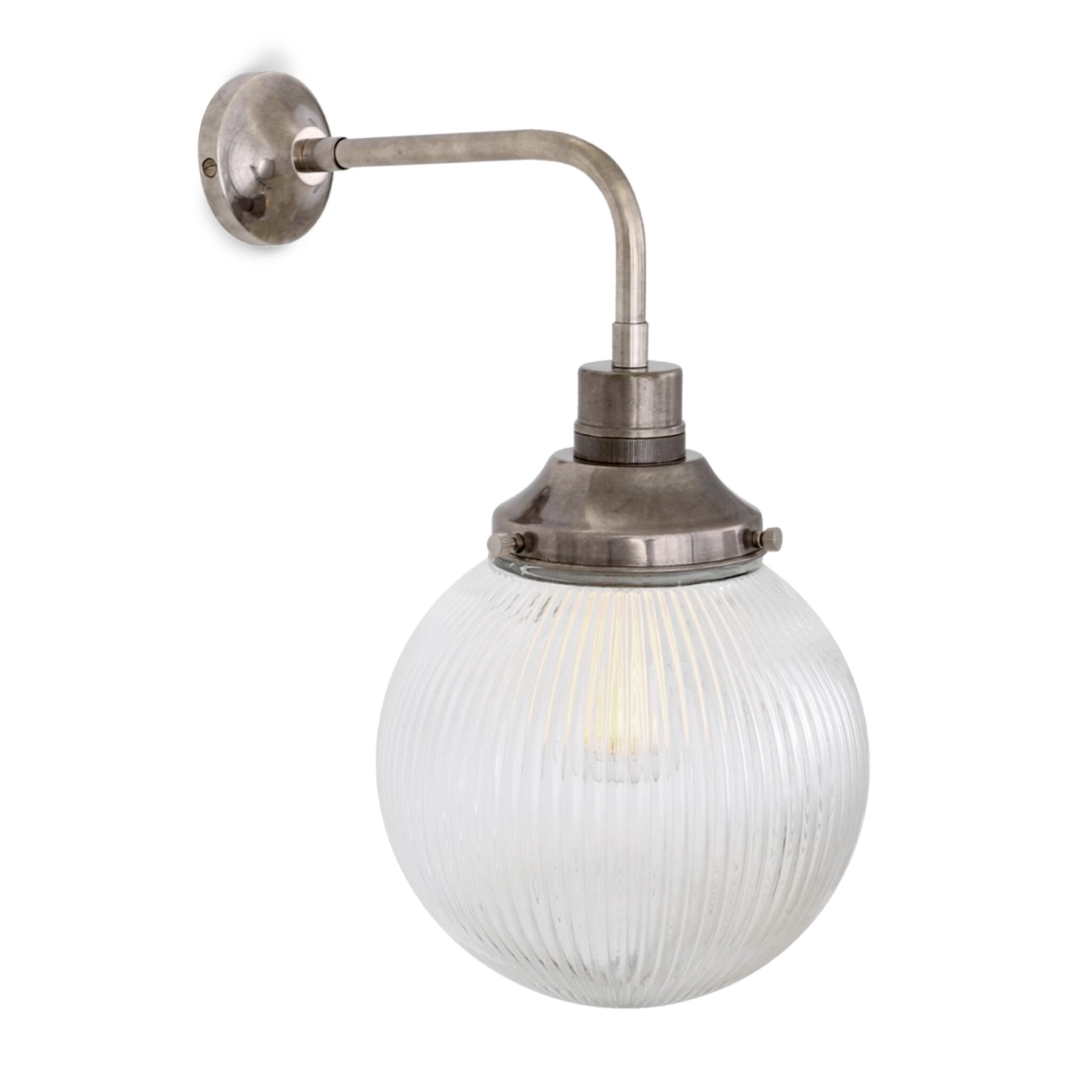 Dekorative, nostalgische Wandleuchte mit prismatischer Glaskugel Dekorative, nostalgische Wandleuchte mit prismatischer Glaskugel