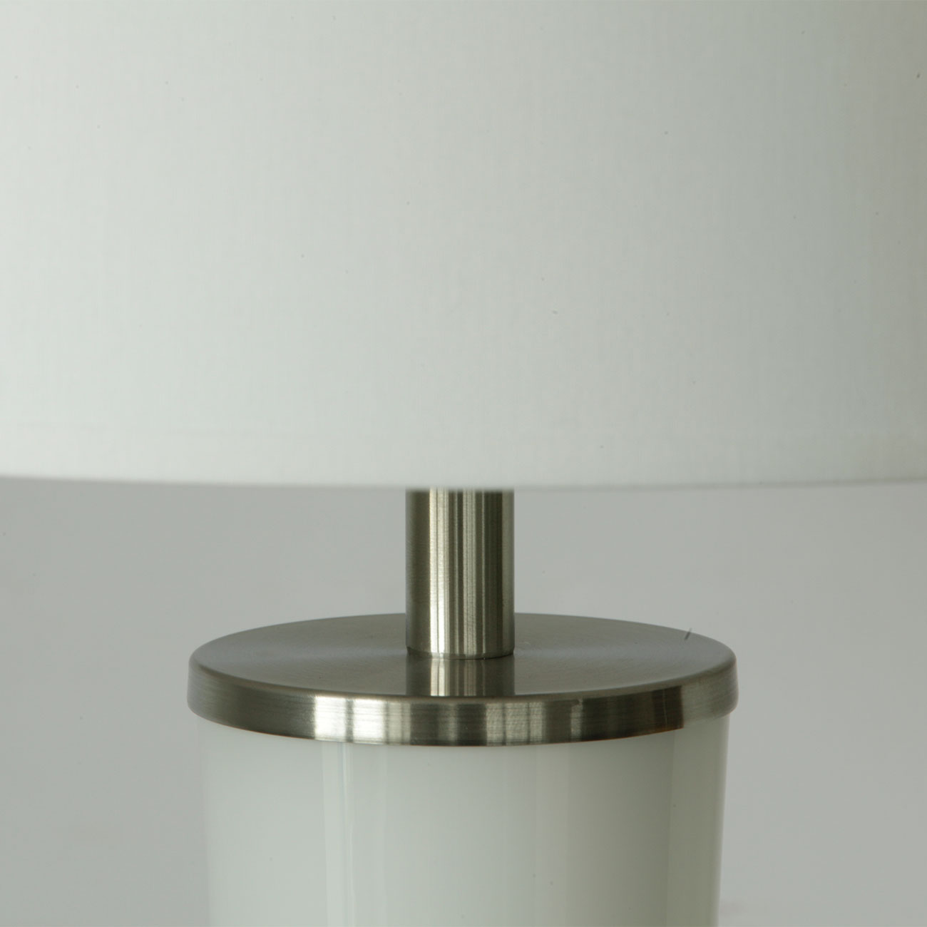 Beeindruckende Vasen-Stehlampe aus Glas PONY 134 cm, Bild 5