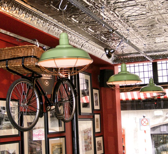 Große Fabrikleuchte mit Schutzgitter COBALT, Bild 12 Große Fabrikleuchte mit Schutzgitter COBALT, Bild 12