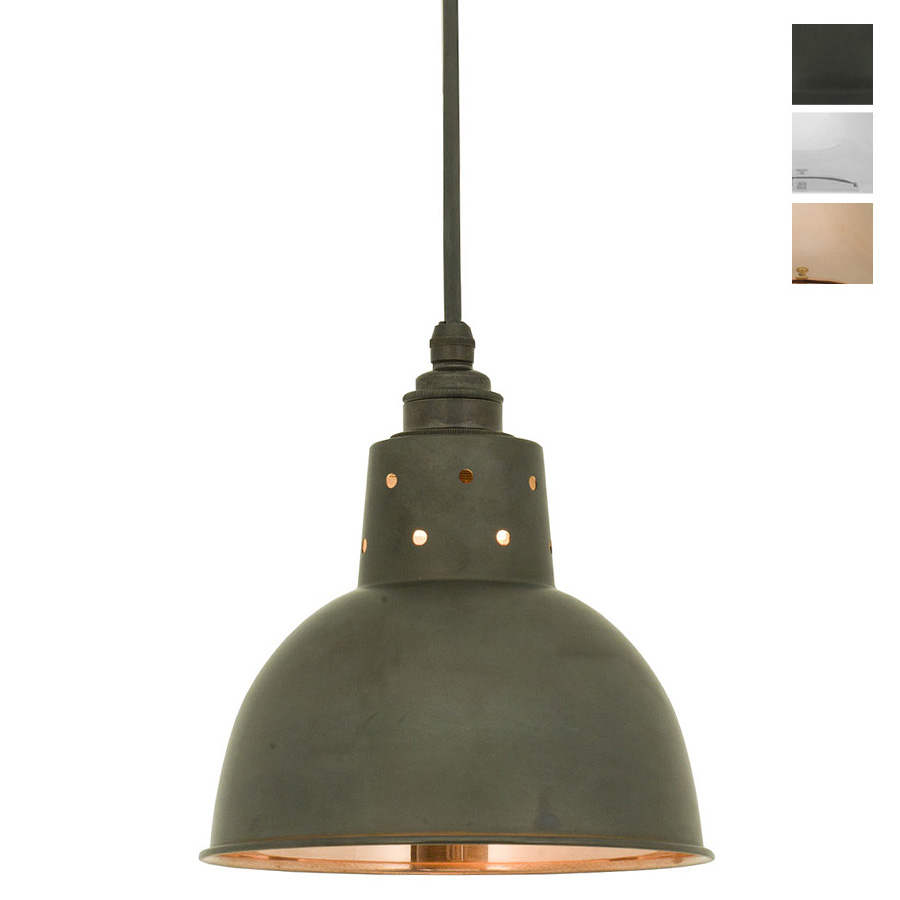 Kleine Pendelleuchte (Ø 19 cm) aus Kupfer DP7165: Die kleine Pendelleuchte im Stil einer Stall-Lampe, hier Kupfer, außen mit Patina, innen poliert