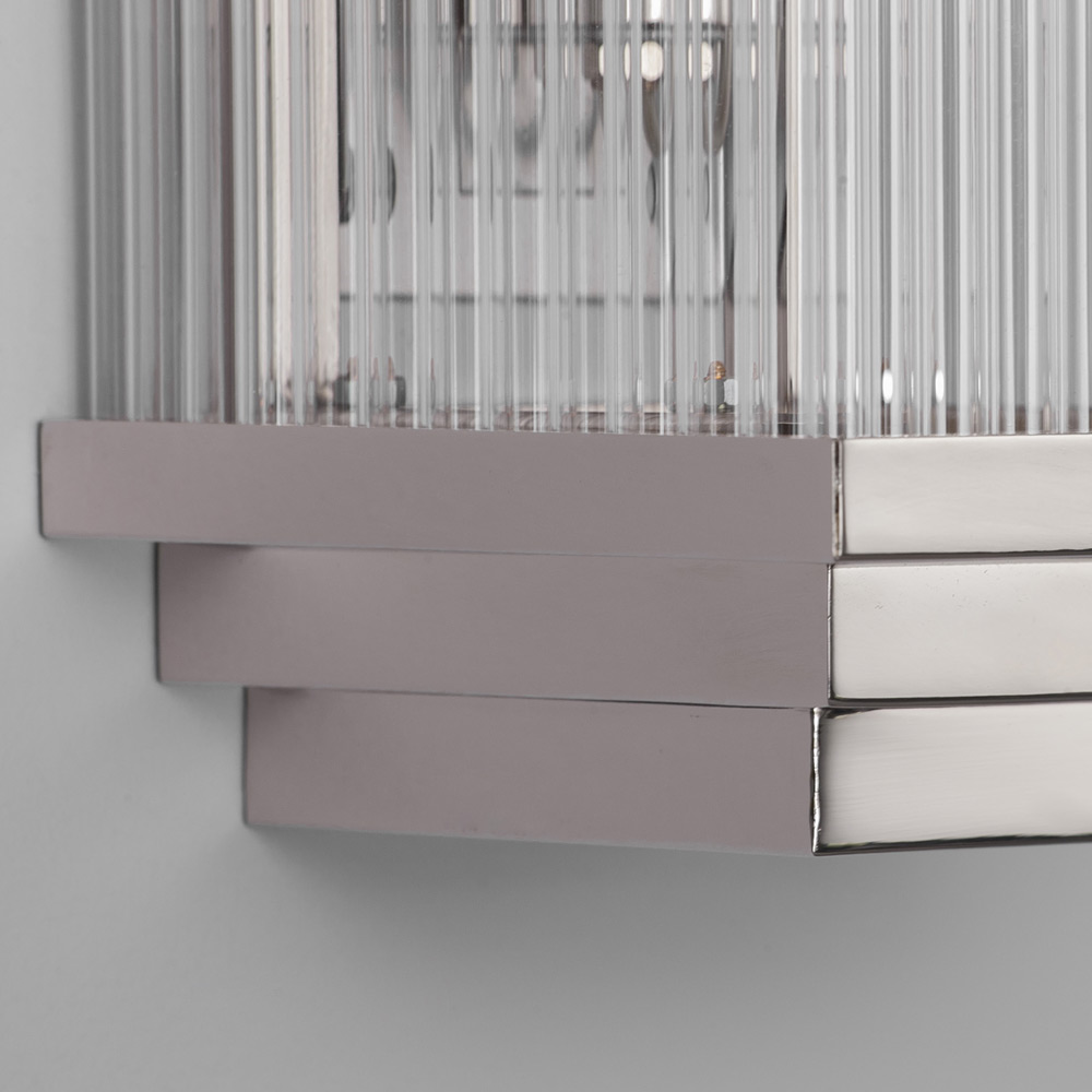 Kleine Art Déco-Wandleuchte mit eingelegten Kristall-Stäbchen, Bild 5 Kleine Art Déco-Wandleuchte mit eingelegten Kristall-Stäbchen, Bild 5