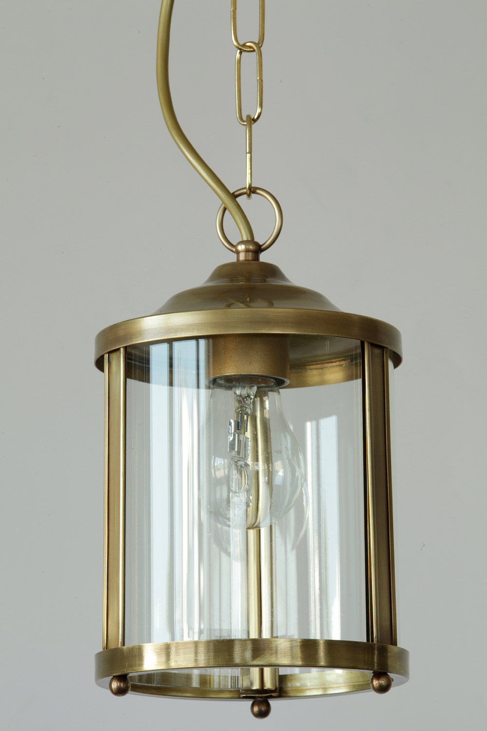 Kleine Rundglas-Laterne: Französische Pendelleuchte Ø 14 cm: Kleine Hänge-Laterne aus Frankreich, aus Glasstreifen und Messing oder Kupfer von Hand gefertigt