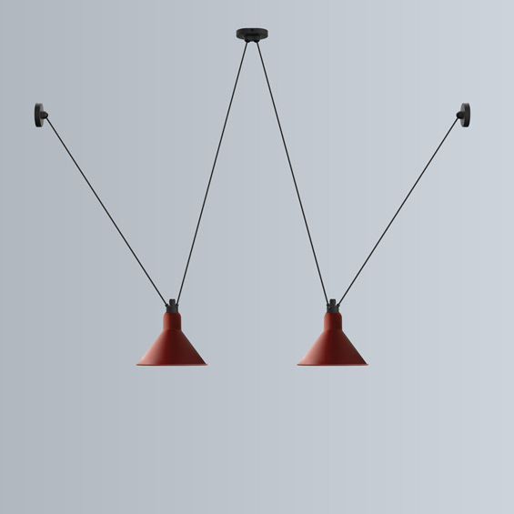 Bild 5: BEISPIEL auf Anfrage: Auch seitliche Aufhängungen sind möglich (2 x CONIC L, rot) Flexible Pendelleuchten-Kombination mit Trapez Les Acrobates N° 324: BEISPIEL auf Anfrage: Auch seitliche Aufhängungen sind möglich (2 x CONIC L, rot)