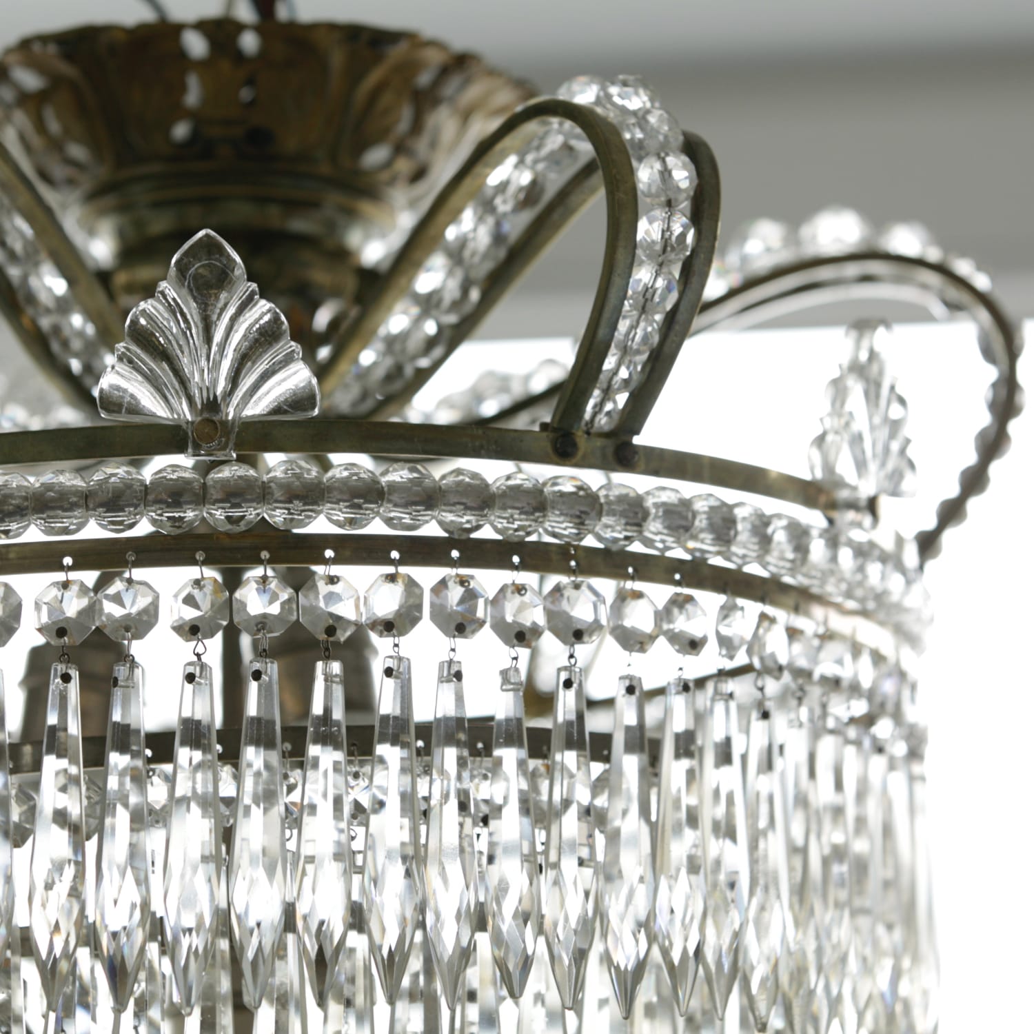 Chandelier with cut crystal hanging, around 1900 - SOLD, Fig. 3 Chandelier with cut crystal hanging, around 1900 - SOLD, Fig. 3