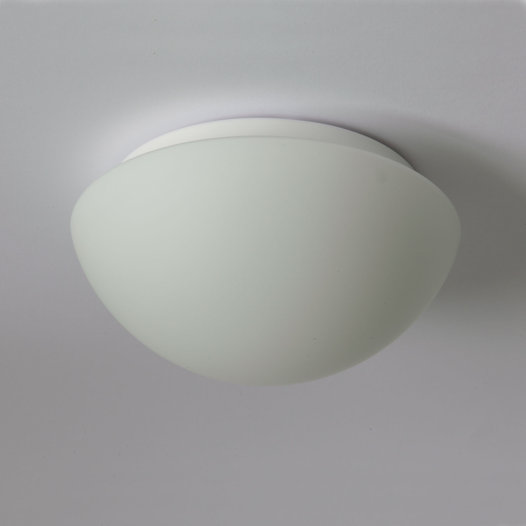 Funktionale Opalglas-Deckenleuchte AURORA LED, Ø 20–60 cm: Kleine gewölbte LED-Deckenleuchte, Ø 20 cm