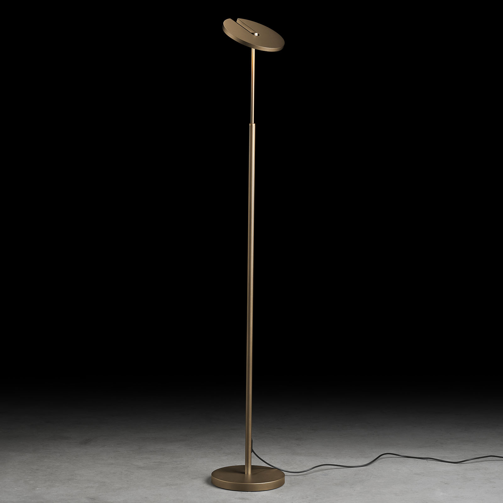 Deckenfluter-Stehleuchte SUPERNOVA S /DTW mit High-End LED-Modul: Hier in der Oberfläche Bronze