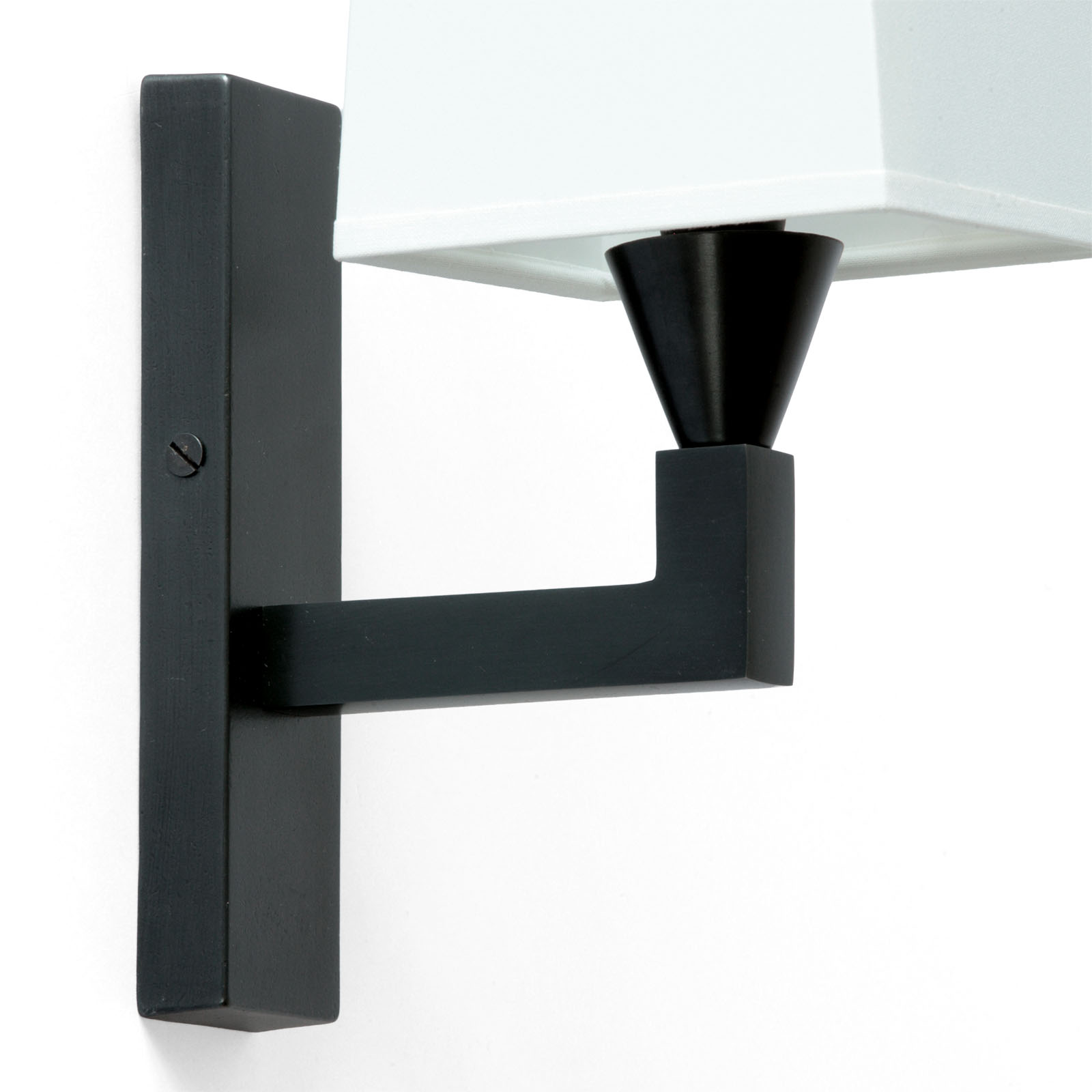 Klassische, kleine Stoffschirm-Wandleuchte aus Frankreich AL001: Modell in schwarz patiniert