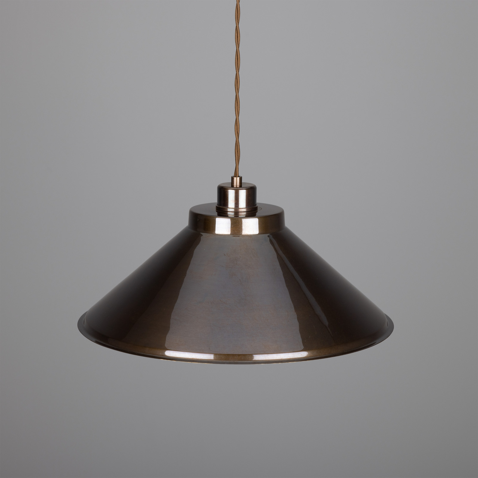Traditional brass coolie pendant lamp from the manufactory: Alt-Messing patiniert