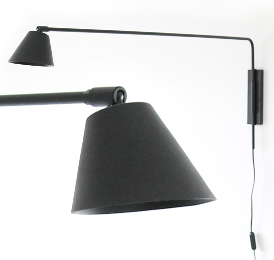 Wandleuchte mit langem Schwenk-Ausleger D270 Wandleuchte mit langem Schwenk-Ausleger D270