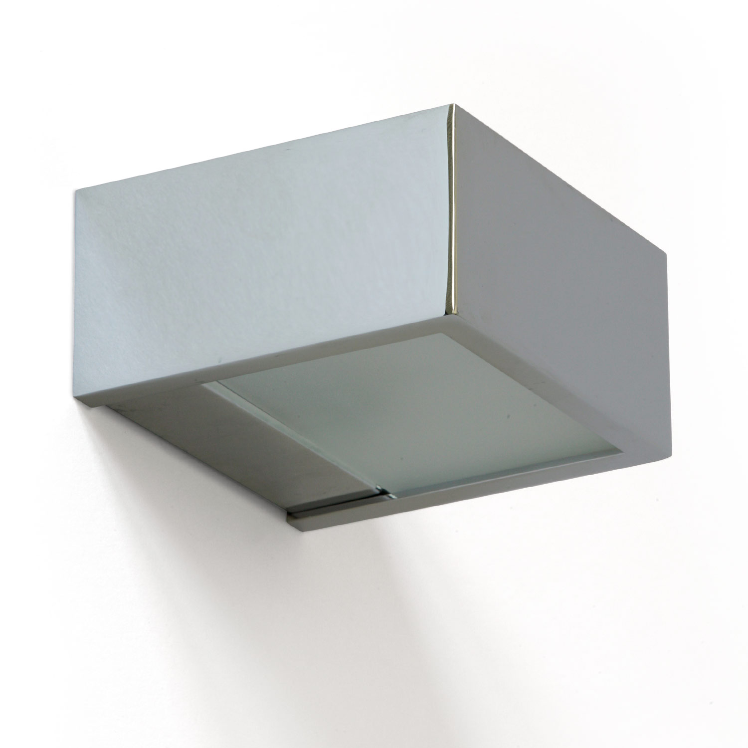 Fig. 13: Verchromte Bad-Wandleuchte mit Up-Down-Licht: (10 cm Breite – nur noch als Halogenversion auf Anfrage) QUAD Mirror wall light for bathrooms, widths from 15 to 150 cm: Verchromte Bad-Wandleuchte mit Up-Down-Licht: (10 cm Breite – nur noch als Halogenversion auf Anfrage)