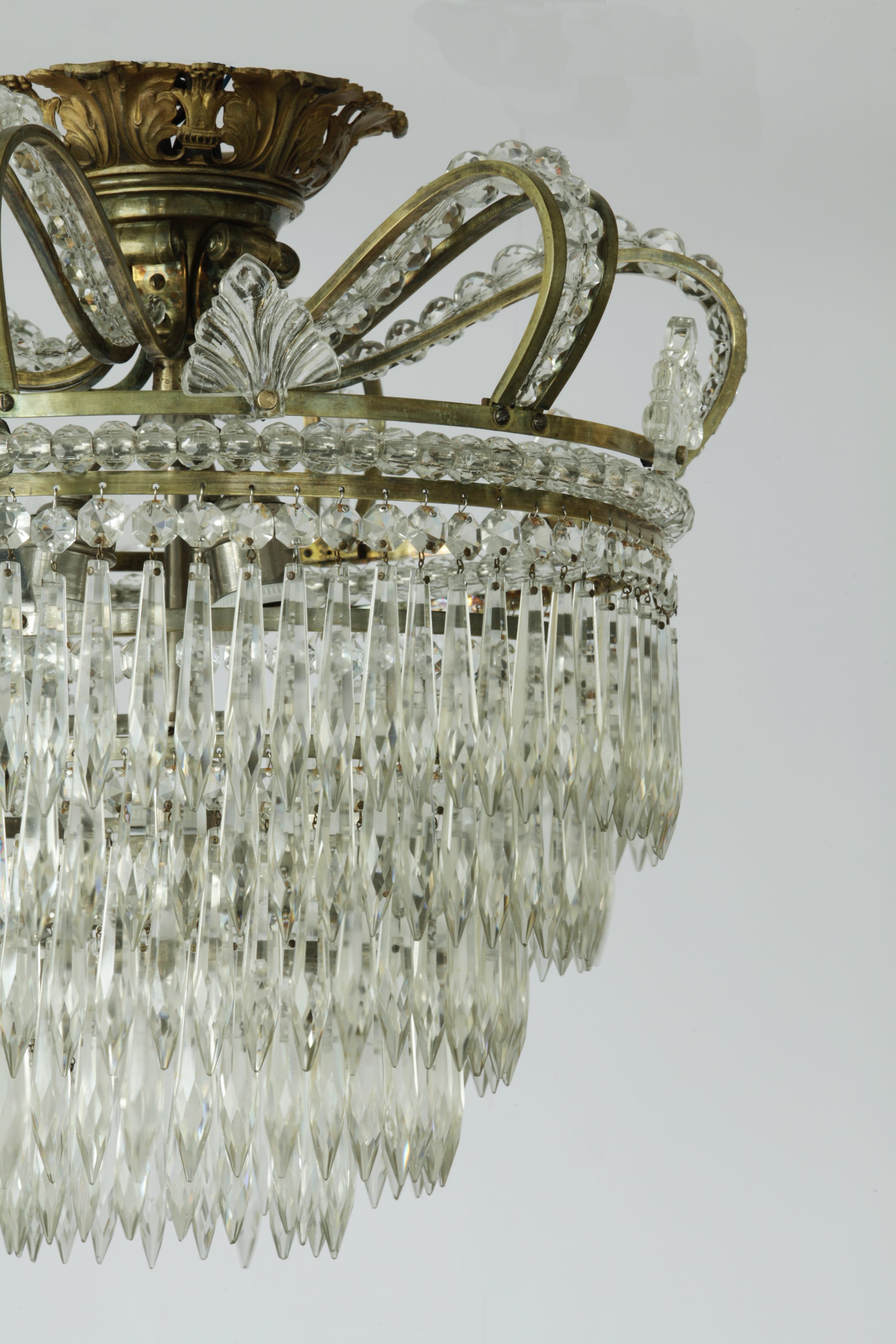 Chandelier with cut crystal hanging, around 1900 - SOLD, Fig. 7 Chandelier with cut crystal hanging, around 1900 - SOLD, Fig. 7