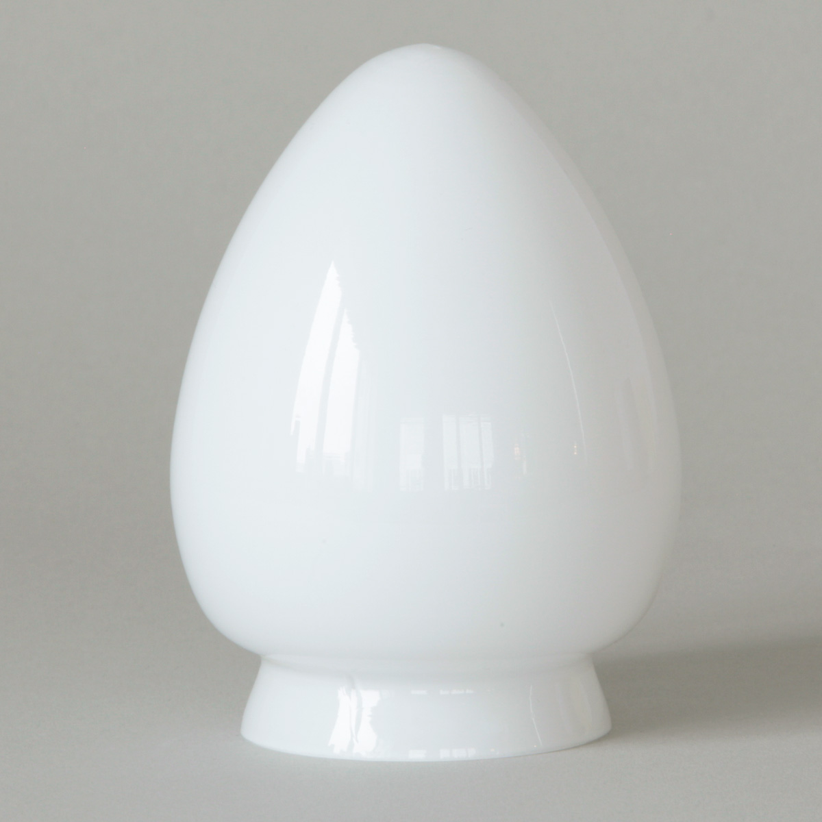 Sehr kleine Wandlampe mit opalem Spitz-Glas Ø 8 cm: Art déco-Glas