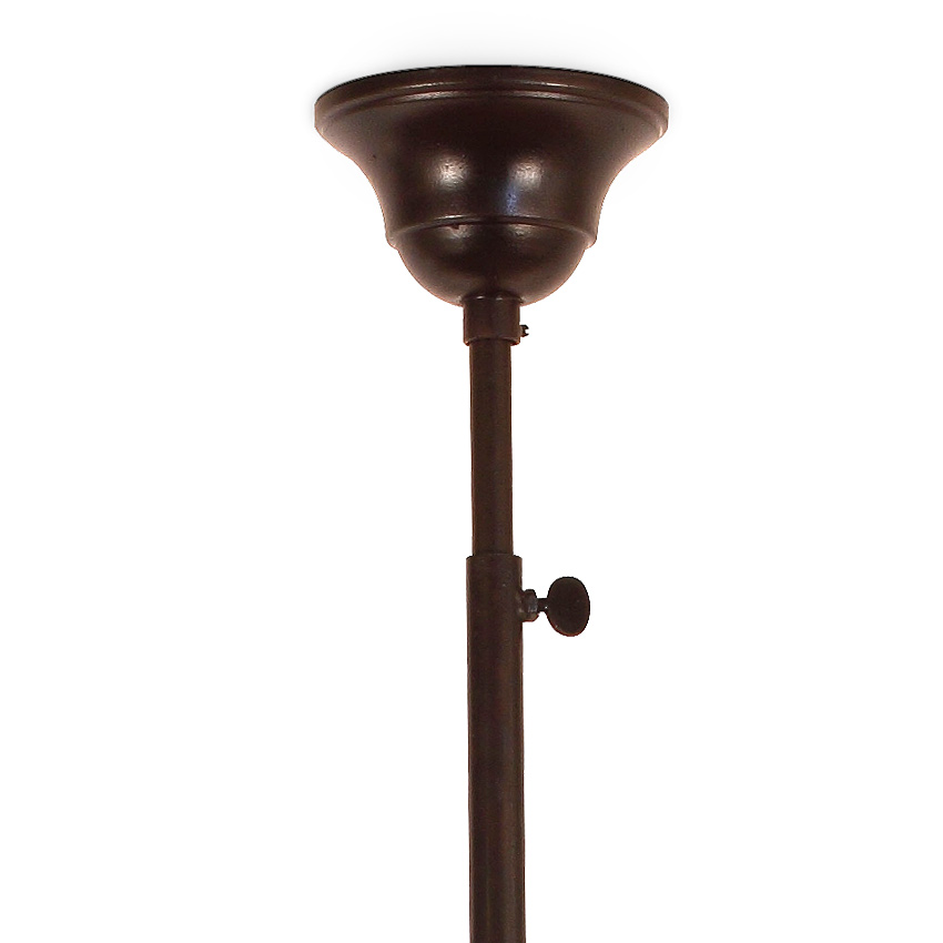 Fünfflammige Pendelrohr-Leuchte für Theken und Tische: Der Baldachin, das Pendelrohr lässt sich per Stellschraube verlängern