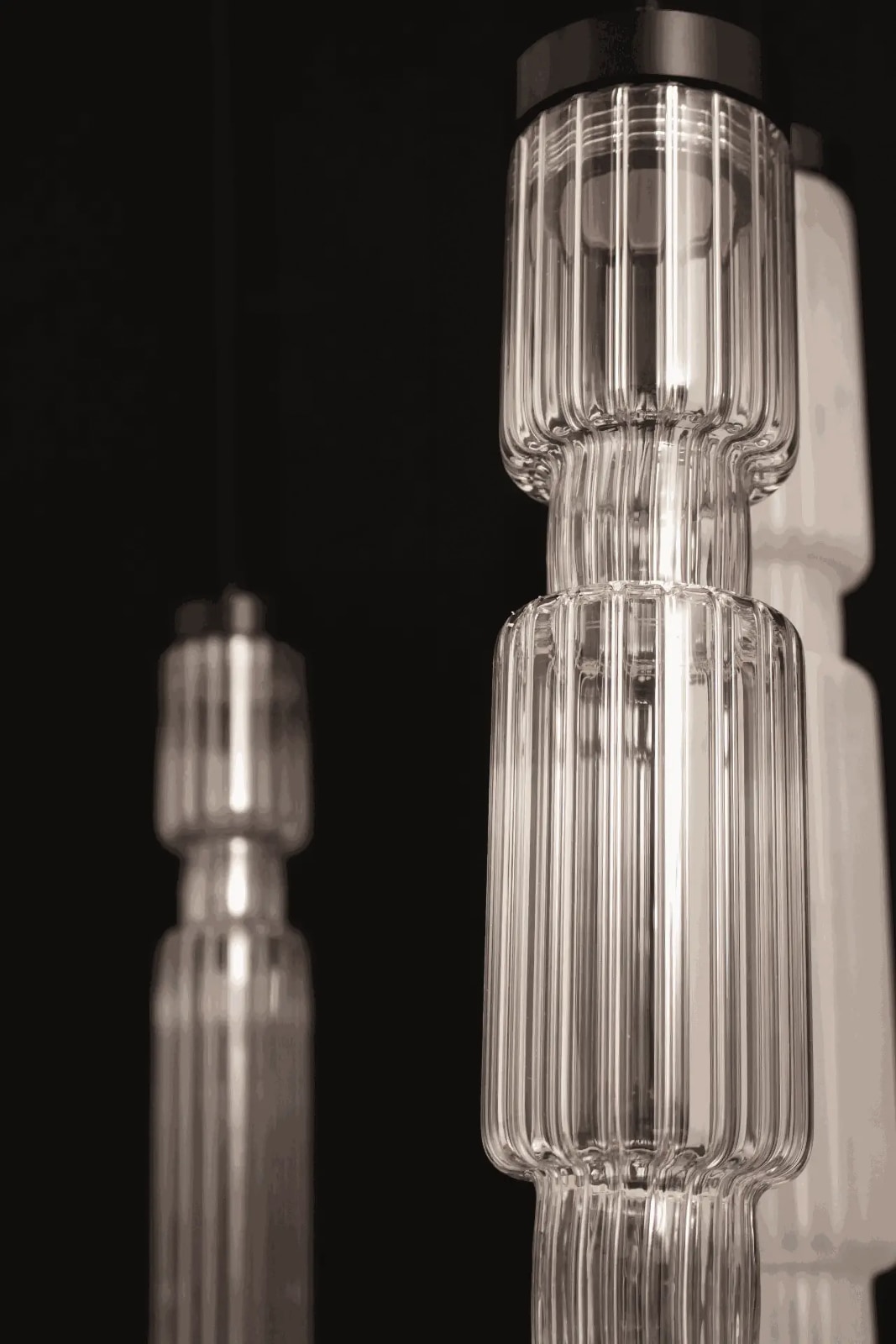 Schmale Glasröhren-Leuchte SAGANO, vier Größen, Bild 3 Schmale Glasröhren-Leuchte SAGANO, vier Größen, Bild 3