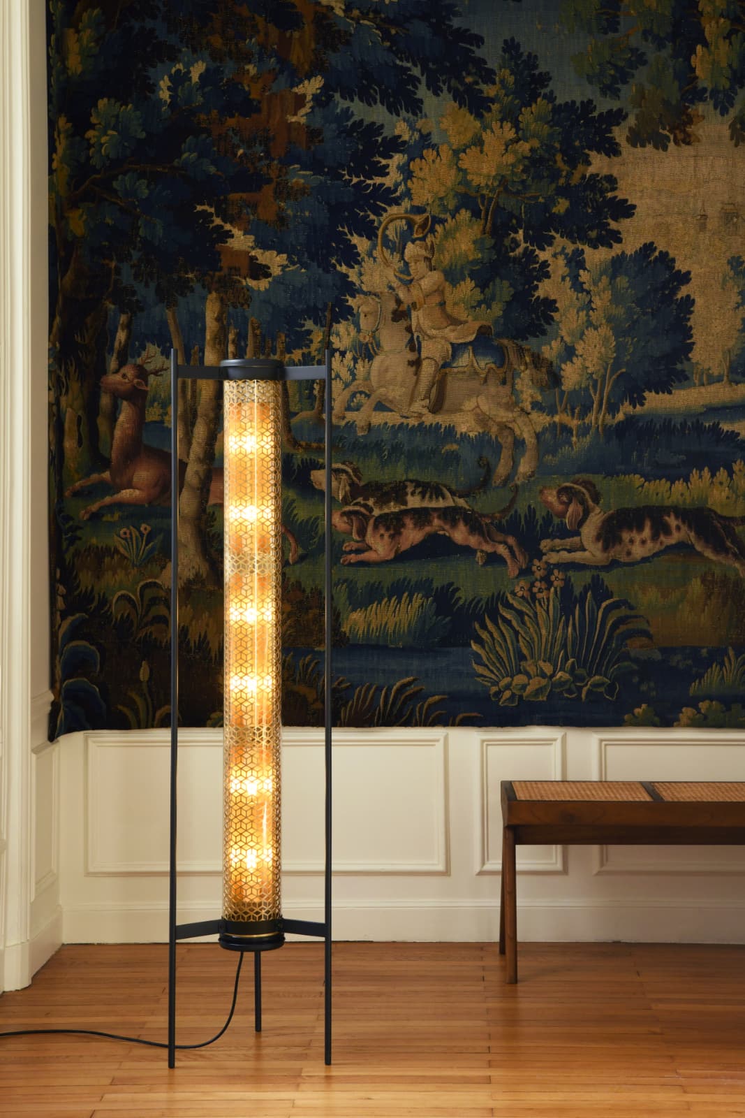 VENDÔME FLOOR Design Floor Light with Golden Perforated Grid, Fig. 3 VENDÔME FLOOR Design Floor Light with Golden Perforated Grid, Fig. 3