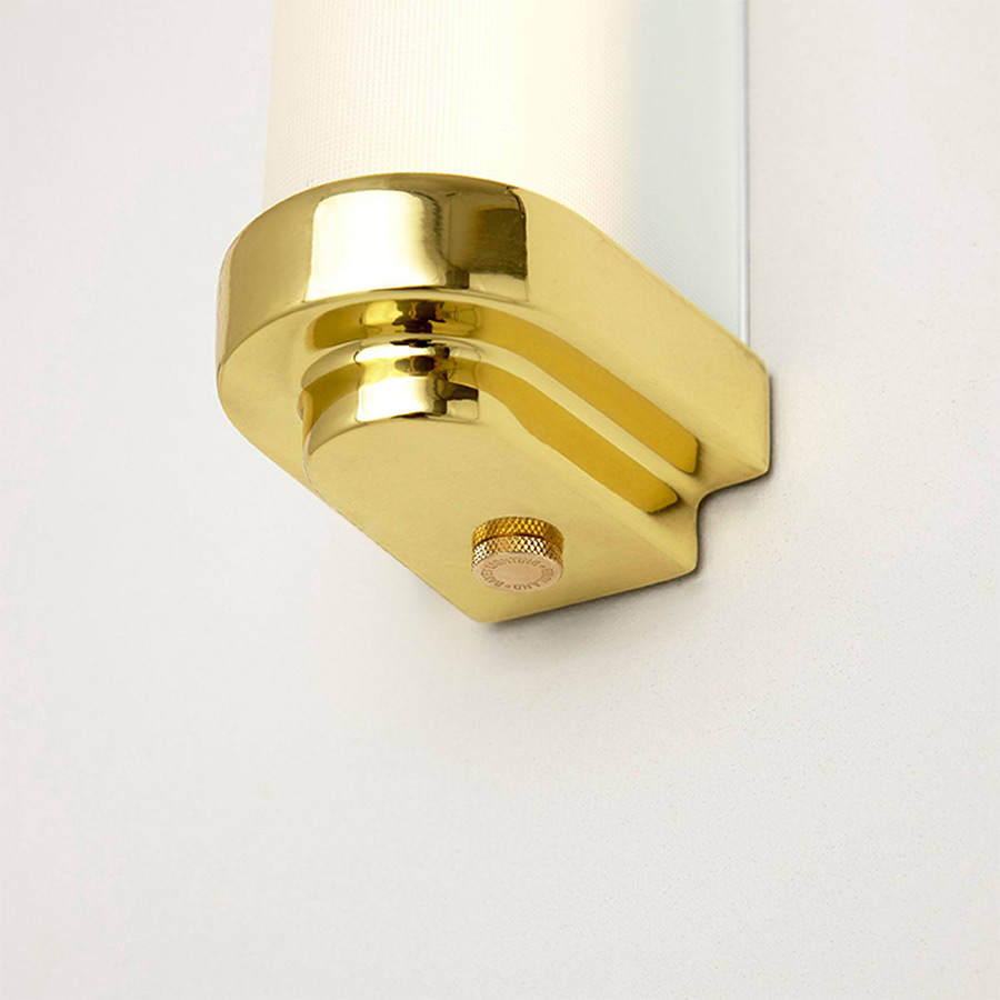 Schmale LED-Wandleuchte für Badspiegel in drei Größen: Messing poliert