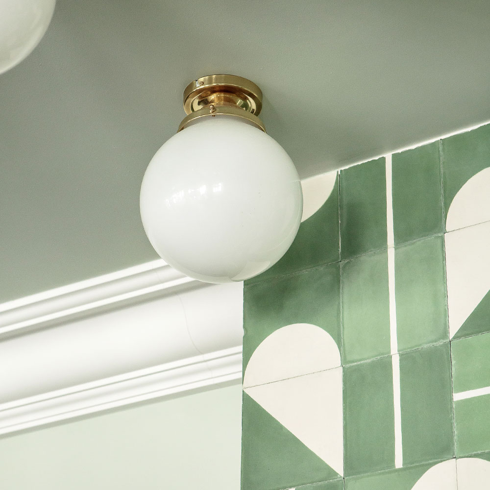 Kugel-Deckenleuchte für Badezimmer (IP44), opal-weiß, Ø 20 cm, Bild 6